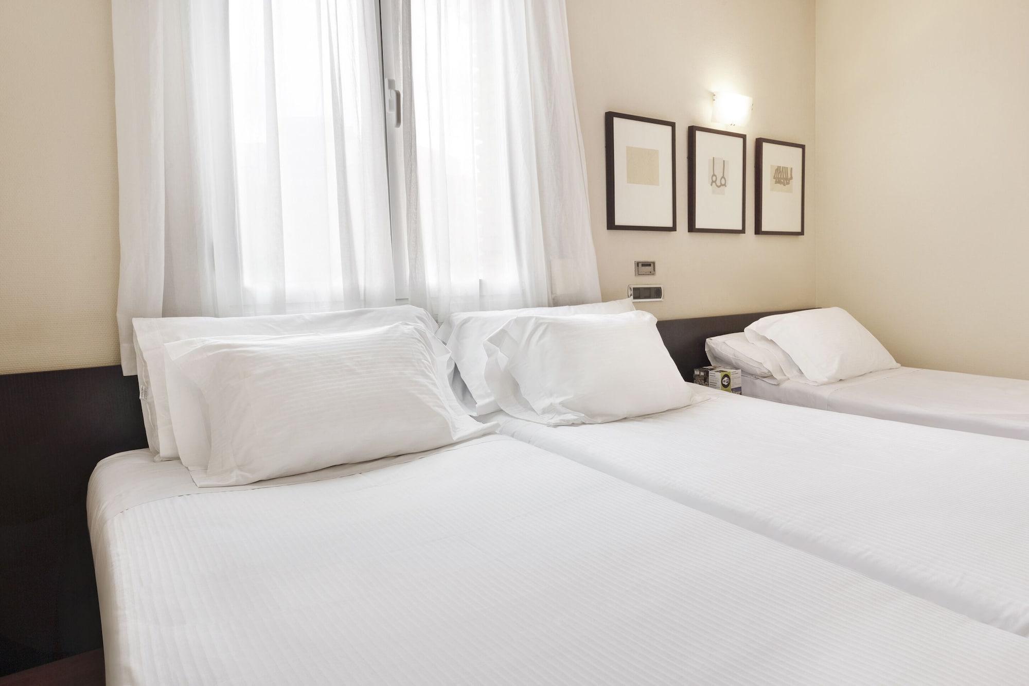 Hotel Sercotel Tudela Bardenas Exteriör bild
