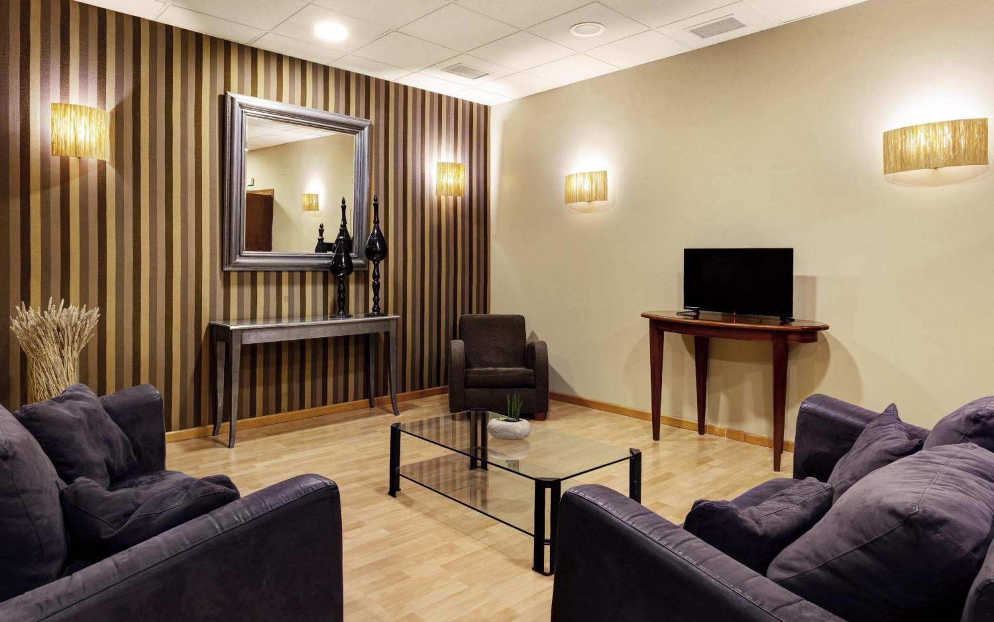 Hotel Sercotel Tudela Bardenas Exteriör bild